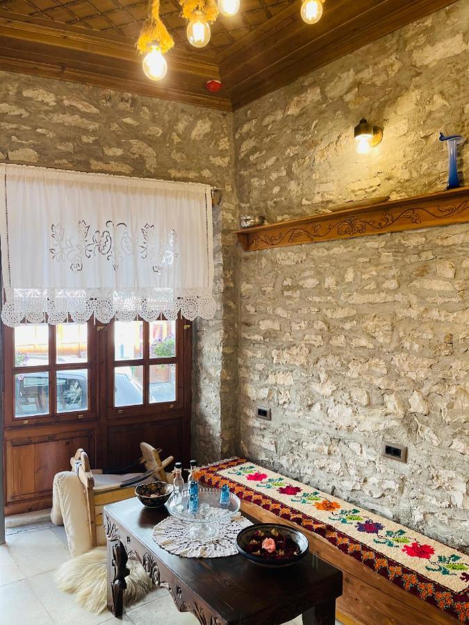 Medieval Rooms Gjirokastër Exteriör bild